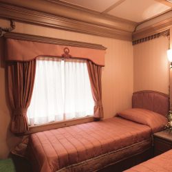 twin-bedroom twin-bedroom